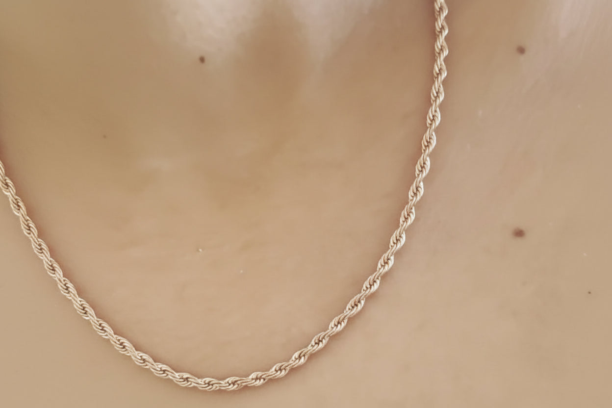 Cadena Lazo Rosa Mujer